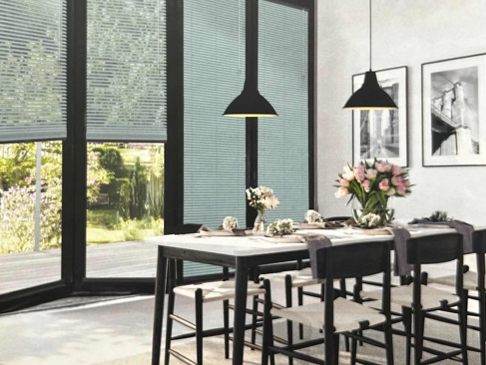 Bi-fold door blinds